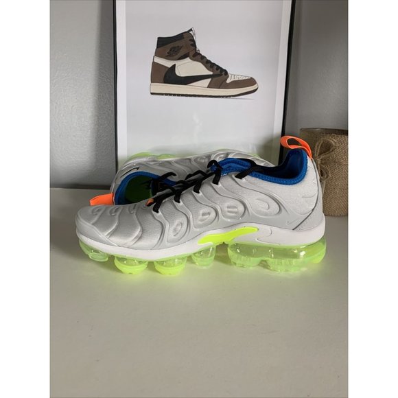 Nike Air Vapormax Plus Photon Dust Volt White - Picture 2 of 4